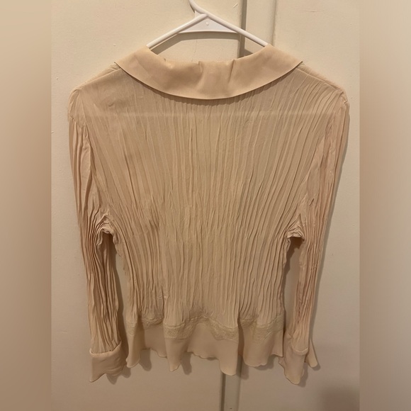 VINTAGE OSCAR DE LA RENTA RUFFLE BUTTON DOWN - Picture 3 of 3